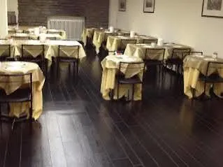 De La Place Des Alpes Hotel Paříž